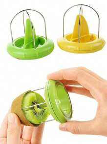 1 Stück Kreative Kiwi Schälmaschine, Obstschäler. 2-in-1 Edelstahl Kiwi Schäler, einfach zu greifen. Dieser tragbare Edelstahl Grüne Schäler ist ein multifunktionaler Obstschäler und Entsamenungswerkzeug, das leicht mitzunehmen ist. Sehr geeignet für Outdoor-Picknicks oder Camping