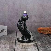 1件，佛手回流香炉，小巧便携（附赠6根回流香棒）。可作为吉祥家居装饰、节日礼物，适合万圣节和圣诞夜装饰、旅行必备、大学宿舍必备以及圣诞派对礼物。