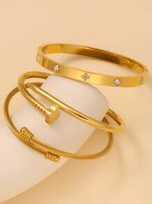 3 Stück 18 Karat vergoldete Edelstahl Glücksklee Armbänder, geeignet für modische Edelstahl Blumen Armbänder, mit kubischem Zirkonia besetzt, wasserdicht, europäischer Stil Damenschmuck für Handgelenk, Lässig, Hochzeit, Party, Valentinstag Geschenk, Mutter, Muttertag, Sommer Geschenk für Frauen