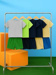 Kit 6 Peças 3 Conjuntos Infantil Menino Juvenil Verão Masculino 1 ao 16 - 3 Camisetas + 3 Bermudas - Multicolorido - Visão 2