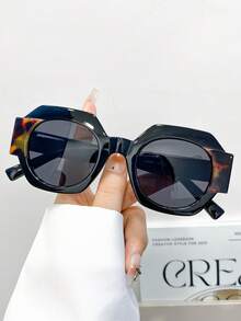 Kính thời trang gọng nhỏ, phối màu retro, bất đối xứng, kiểu dáng mới, thích hợp cho tiệc tùng, lễ hội, dạo phố, phong cách boho, thường ngày, đi biển, du lịch. Kính mắt trang trí dễ thương với hình dáng hình học. - Nhiều màu - Xem 15