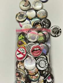 5 件/10 件随机图案 4.4 厘米/1.73 英寸别针徽章、纪念图案纽扣徽章，适合佩戴在衣服、包包、背包上，是送给家人和朋友的有趣礼物