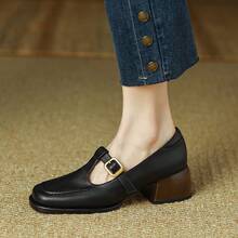 Women Flats