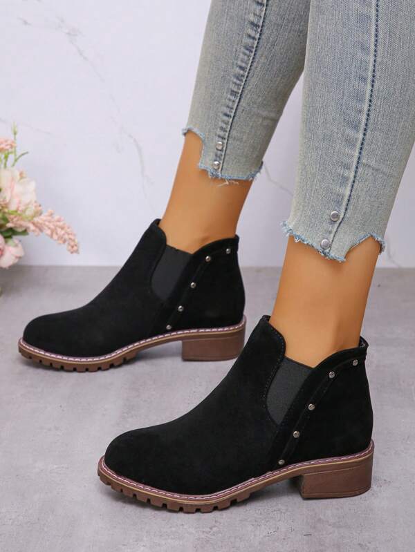 2024 Fall/Winter New Soft Leather Short Ankle Boots, Chunky Heel, Fashion , Black Boots For Women
