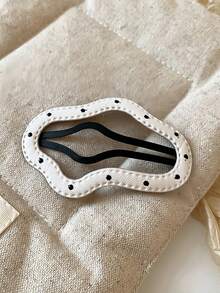 12件套黑白极简时尚发夹组合，星形、方形、波浪形款式 - 适合女孩和女士，打造酷炫时尚感。适合休闲、工作、户外等各种场合，打造时尚造型。轻巧便携，是打造各种发型的必备单品，包括发夹、发爪、发卡、发夹、发饰、头部饰品、女士发饰等。 - 彩色 - 查看 9