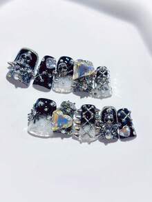 10 件 Y2K Nails 鸭嘴哥特朋克黑白手工指甲返校，带有金属骷髅、银色铆钉、黑色蜘蛛、白色蕾丝印花、心形钻石装饰；美甲用品、亚克力按压指甲自制指甲 DIY、美甲、亚克力假指甲；适合节日、派对、日常佩戴；包含 1 个指甲贴纸和 1 个迷你锉刀 - 黑與白 - 查看 2