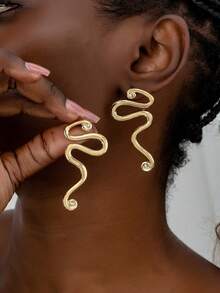 1pair Geometric Asymmetrical Stud Earrings - Irregular Earrings - View 9