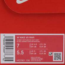 女款 W NIKE V5 RNR 休闲运动鞋，低帮 HQ7901-106 - 白色 - 查看 6
