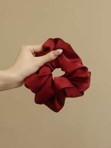 Bộ 4 chiếc dây buộc tóc bằng satin mềm mại cỡ lớn 15cm/5.91in dành cho nữ, có các màu đen, be, đỏ, cà phê, kaki, đa năng, thanh lịch, tối giản, màu trơn, phù hợp cho sử dụng hàng ngày, thường ngày, đi làm, đi nghỉ mát, tạo kiểu tóc, buộc tóc đuôi ngựa, búi tóc, buộc tóc, dây buộc tóc scrunchy, rửa mặt, phụ kiện tóc trang điểm tại nhà, phòng tập thể dục, phụ kiện nữ, phụ kiện đội đầu, dây chun. - Nhiều màu - Xem 5