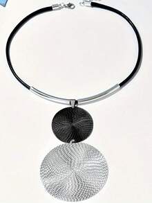 1pc Retro Metal Round & Water Drop Pendant Necklace, Minimalist Design - Silvery - View 4