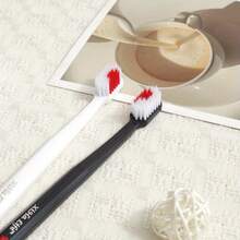 2/4/10pcs - Soft Hair Wide-Head Couple Toothbrush, Gentle Care For The Mouth, Meets Couple's Style Recognition And Care Needs - Black and White - View 4