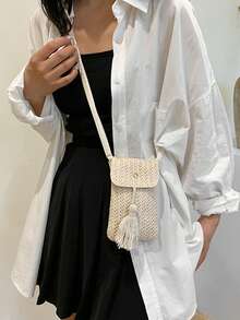 A Niche Design Straw-Woven Bag For Women In The Summer Of 2025, Featuring A Fashionable Single-Shoulder Crossbody Phone Bag And A Mini Square Woven Bag - Beige - View 1