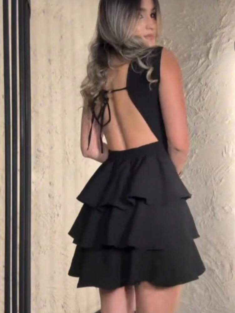 Vestido Feminino com Babado em Tecido Sensorial – Leve, Romântico e Elegante - Preto - Visão 1