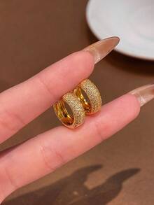 1件装奢华高光泽半圆形水钻圆环耳环，S925纯银女士耳环，优雅珠宝礼品，日常佩戴，返校季必备