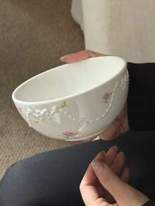 1件法式复古花卉花瓣边压花白色陶瓷餐具，甜点/早餐/沙拉碗，带压花叶子图案