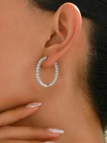 1对925纯银镶嵌优雅立方氧化锆耳环 - 独特时尚的珠宝，适合日常佩戴、约会、派对和生日礼物 - 反向鋯石耳圈 - 查看 5