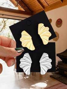 Betykuku 2 Pairs Fashionable Gold & Silver Tone Leaf Stud Earrings Set, Gifts For Women & Girls, Suitable For Daily, Party, And Travels