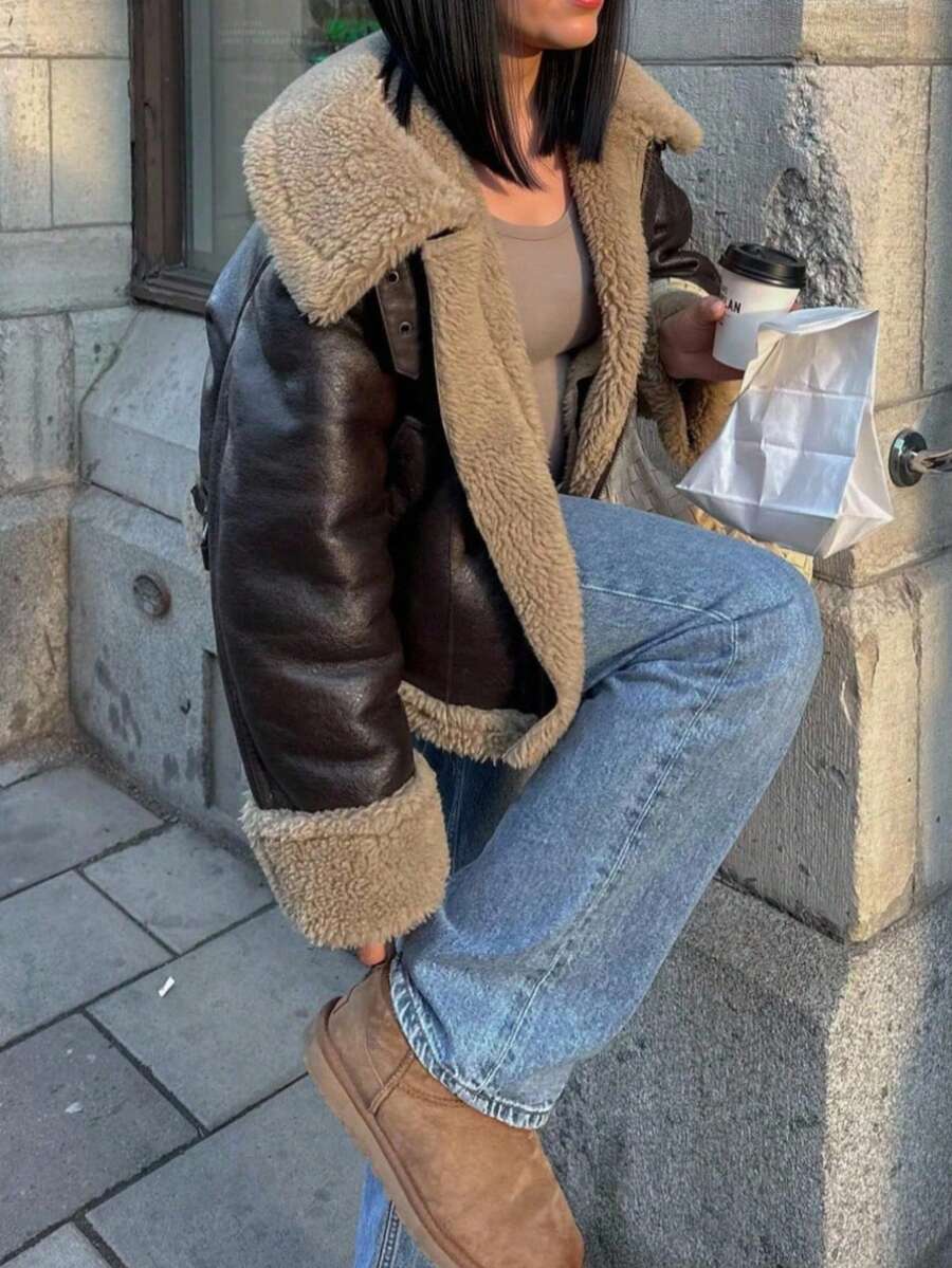 DEEKA 冬季新款短款保暖双面机车夹克，女式超大棕色仿皮和羊毛领大衣 - 棕色 - 查看 1