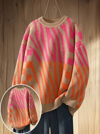 大码针织套头毛衣，彩色斑马纹印花，做旧细节，圆领，落肩，长袖