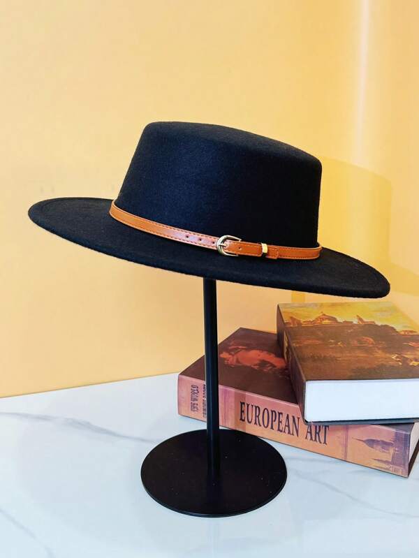 1pc Unisex Round Top Solid Color Hat, Leather Belt Decor, Simple British Style, Suitable For Daily Wear, Riding, Performance, Party And Casual Use, Autumn/Winter Top Hat
