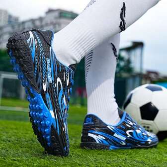 Lightweight, Breathable, Classic, Fashionable, Minimalist Low-Top Outdoor Sports Soccer Training Shoes