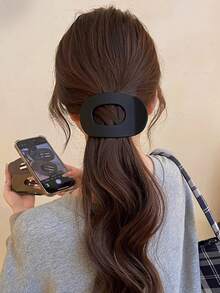 3件套女士9.5厘米/3.74英寸卡其色、深咖啡色、黑色超大轻便塑料发夹，优雅简约设计，适合日常佩戴、休闲、派对、工作、发型设计、洗脸、化妆等场合，可作发夹、发爪、发卡、发夹、发卡、头饰、发卡使用。 - 彩色 - 查看 3