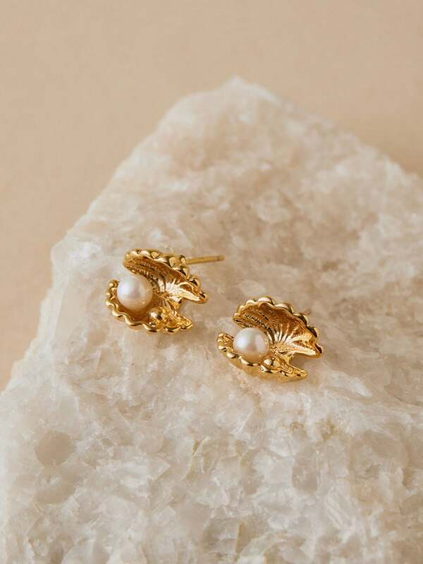 2pcs Shell & Faux Pearl Decor Stud Earrings For Women, Suitable For Beach Vacation, Daily Wear, And Gift
