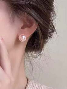 1 Pair Of Exquisite And Luxurious Temperament High Level Sense Small And Versatile Pink Mermaid Pearl Earrings, Suitable For Daily Wear - Pink - View 3