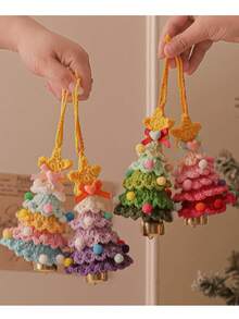 Accessori per auto con specchio appeso, albero di Natale, decorazione all'uncinetto a fiore fatta a mano per specchietto retrovisore, portachiavi a forma di albero di Natale