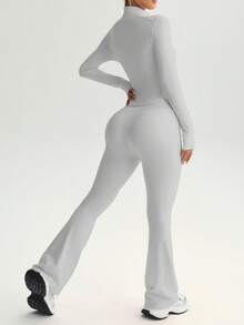 FWH 两件套街头风紧身套装，包括带拇指孔袖拉链外套和高腰喇叭裤，裤腰采用防滑设计，四向弹力，塑身设计，提升女性自信。 - 淺灰色 - 查看 5