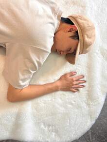 Creative Fluffy Faux Fur Carpet, Suede Bottom, Plush, Shaggy Decorative Rug, Warm And Cozy Creative Quirky Design, Multi-Color Options - White - View 4