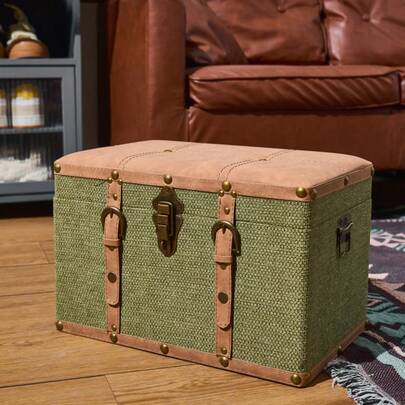 适用于客厅、走廊和鞋凳的优质皮革储物盒——经久耐用、时尚美观，是玄关和家居装饰、鞋子、配饰和小物件的理想收纳方案；节省空间却容量充足，简洁现代的家具配件，打造整洁时尚的室内环境，尤其适合放置在角落和储物柜中，以永恒的皮革奢华和实用收纳提升您的家居格调。