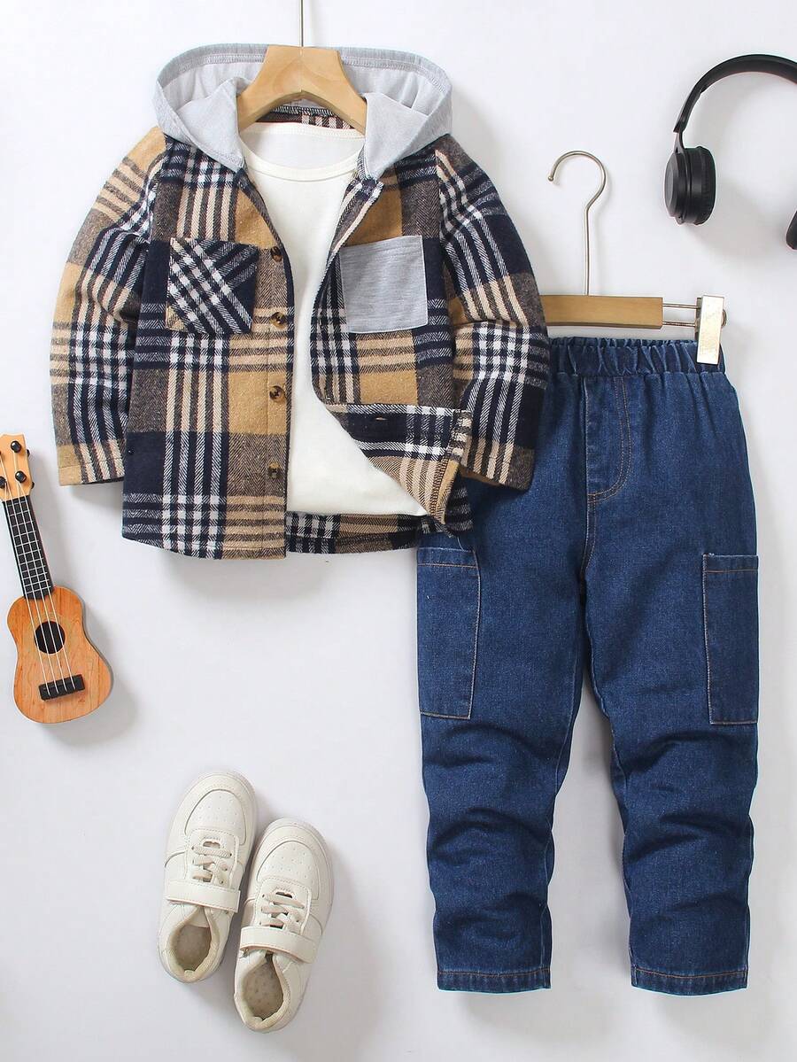 2 件套年轻男孩时尚格纹长袖连帽衫和百搭侧袋牛仔直筒裤套装，秋季