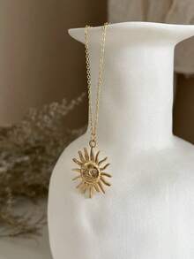 1pc Fashionable Stainless Steel Sun Pendant Necklace, Suitable For Girls Everyday, Party And Decoration Wear - Multicolor - View 3