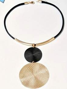 1pc Minimalist Retro Metal Disc & Water Drop Pendant Necklace - Gold - View 4