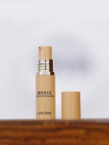 Lancôme LANCOME[Mini]ABSOLUE  REJUVENATING ESSENCE THE FLUID FOUNDATION #90 5ml / It Provides A Natural, Seamless Coverage For The Perfect Satin-Like Glow All Day Long. Meanwhile It Improves Smoothness , Radiance And Pore For A More Beautiful Skin Over Time, Infused With Exclusive Perpetual Rose Extract, Exquisitely Blended With 24K Gold Coated Pigment For Perfectly Glowing Finish And For A Complexion That Radiates With Golden Glow. - #90 5ml - 查看 8