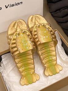 Men's Plastic Slippers, Couple Funny Cartoon Lobster Slippers, Casual Home Slippers, Simple Color Scheme, Comfortable Foot Feel, Fashion & Comfort, Suitable For Bathroom, Beach And Daily Scenes, Lightweight And Practical Indoor Shoes, Casual Beach Holiday Funny Cartoon Flat Sole Slippers, Men's Sandals - Gold - View 3