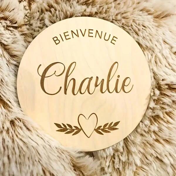 Panneau d'annonce personnalisé pour enfants, plaque de nom de naissance en bois personnalisée "Hello World" pour révélation du sexe, accessoire photo mémorable pour nouveaux parents, en bois naturel. Panneau d'annonce de naissance en bois, accessoire photo pour étapes importantes, plaque d'annonce de naissance en bois, panneau de nouveau-né en bois, convient aux nouveaux parents et aux adolescents, cadeau pour futures mères, cadeau de bienvenue pour les nouveau-nés