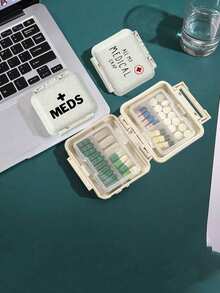 6格迷你便携药盒，小巧的6格药盒，米色小药盒（印有“药品”、“红十字”、“听诊器”、“药物”图案），可存放6天用药，旅行药盒，6格便携药盒 - 米色 - 查看 6