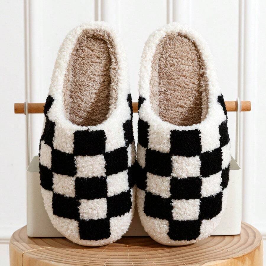 Women Fashion Winter Slippers Indoor Checker Fuzzy Embroidery Warm Comfortable Couple Home Shoes - 黑色 - 查看 1