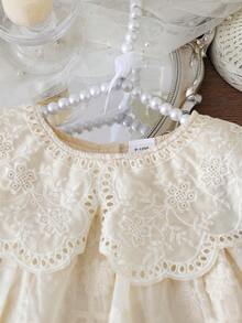 Vestido de niña para primavera y otoño, de tela de encaje bordado delicada, ligero, estilo princesa recién nacida, dulce y elegante, adecuado para uso diario, salidas y fiestas de bebés e infantes - Albaricoque - Ver 3