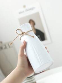 Jarrón de plástico, altura 17,5 cm, jarrón de diseño de origami para pasto pampa, jarrón de plástico de unicolor, jarrón para flores artificiales de apariencia cerámica, para decoración central de mesa, decoración de granja rústica, oficina, hogar, sala de estar, decoración festiva, regalo, decoración del hogar, jarrón de vidrio - Blanco - Ver 11