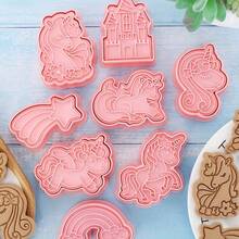 Set de 6 piezas de cortadores de galletas y sellos con formas de copo de nieve, hoja, unicornio, arcoíris, castillo y estrella, molde para decorar galletas y pasteles, adecuado para el hogar, tienda de postres, panadería, decoraciones navideñas, pijamas navideños, regalos navideños, decoración navideña