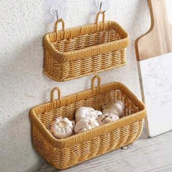 1Pc Woven Plastic Storage Basket For Ginger, Vegetables And Garlic. Vintage Wall Mounted Kitchen Storage Basket With Metal Frame, Mini Wall Planter, Fruit And Vegetable Basket. Home Organization And Storage, Home Decor, Room Decor, Home Gifts