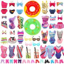 Bộ quần áo và phụ kiện mùa hè 18 món cho búp bê, bao gồm 5 bộ đồ bơi/bikini, 2 phao bơi, 2 bình nước, 4 ly, 5 đôi giày, phù hợp với búp bê bé gái cao 11,5 inch, món quà tuyệt vời. - Nhiều màu - Xem 2