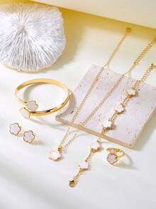 6pcs Vintage Gold Plated Carved 5-Petal Flower Pendant Necklace Bracelet Ring Earrings Jewelry Set For Women [Random Tassel - trắng - Xem 4