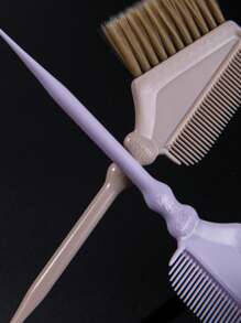 专业染发工具套装龙脉染发套装 - 1/4 件专业染发工具套装，采用防滑青铜手柄设计，防滑染发梳包括搅拌碗、染发刷、梳子和搅拌器 - 符合人体工程学的葫芦形握把 - 非常适合沙龙和 DIY 家庭染发 - 亚洲风格的螭龙图案，可强力定型且精准 - 男女染发配件 染发套装，适用于家庭和沙龙使用、返校、旅行度假必需品、女士发饰