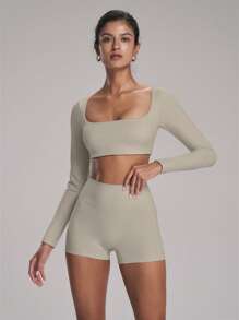 FWH Conjunto deportivo de 2 piezas compuesto por top de manga larga con almohadillas desmontables y diseño moldeador de caderas para yoga, correr al aire libre, citas, ir al trabajo, de uso versátil, elástico, sexy, casual, cómodo, juvenil, con un diseño elegante y minimalista.