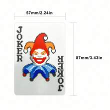 [节日派对基础套装]披风小丑扑克牌，为派对增添乐趣和创意，采用可爱的像素风格图案，是一款轻松有趣的纸牌游戏。包含 54 张卡片 - 适合游戏派对之夜、万圣节、圣诞节、情人节、感恩节、母亲节、父亲节等各种聚会，颜色和款式随机。