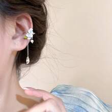 1 件原创花卉流苏耳夹，无需穿孔，精致女式耳夹，高端感觉，春夏婚礼的完美时尚礼物